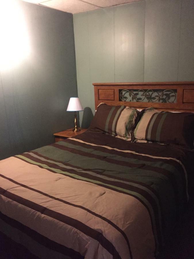 The Wheelhouse Inn Pine Hill Bagian luar foto